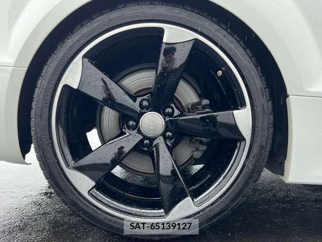 Audi TT 2013-04 8816235-15