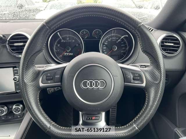 Audi TT 2013-04 8816235-9