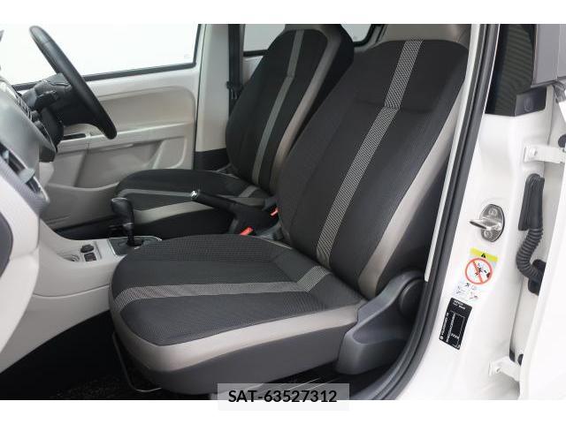 VolksWagen UP! 2018-09 8812100-10