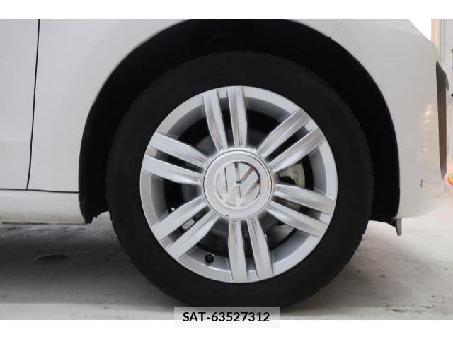 VolksWagen UP! 2018-09 8812100-16