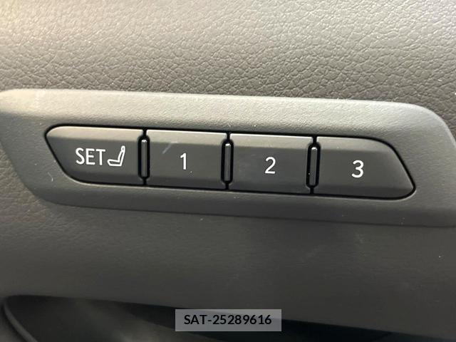Lexus UX 2020-12 8814149-5