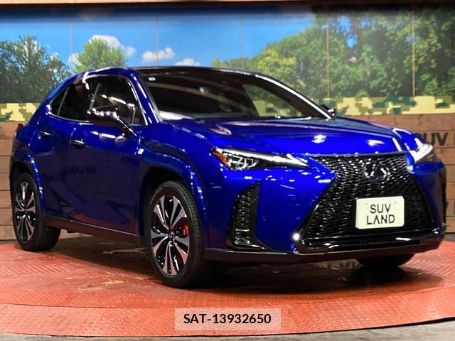 Lexus UX 2023-05 8815907-15