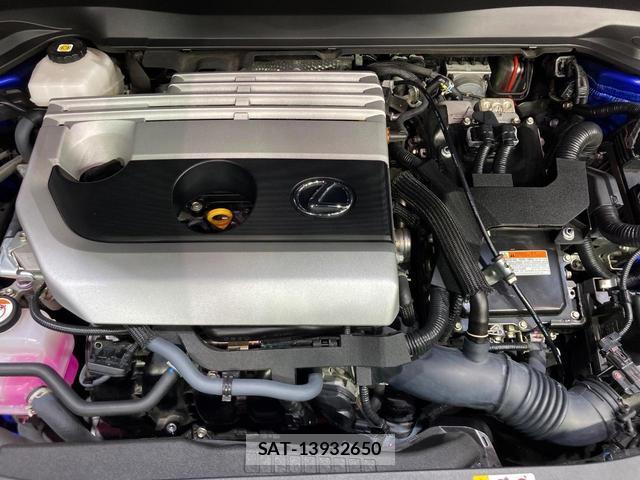 Lexus UX 2023-05 8815907-17