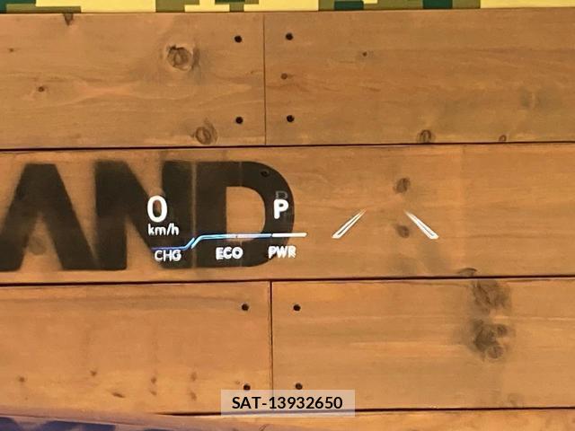Lexus UX 2023-05 8815907-3