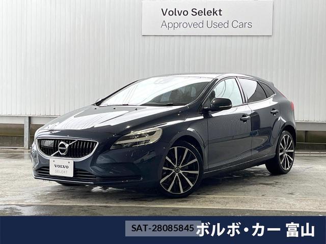 Volvo V40 2018-06 8812151-0