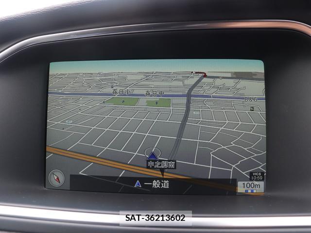Volvo V40 2017-01 8813016-17