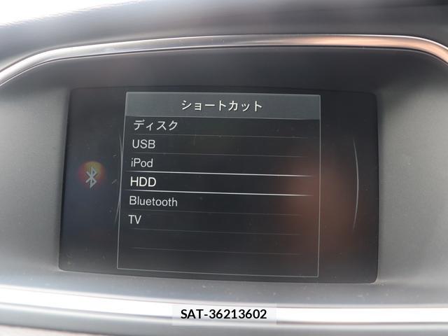 Volvo V40 2017-01 8813016-19