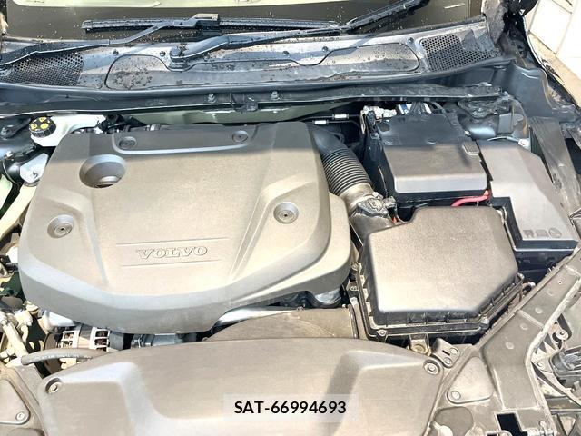 Volvo V40 2019-10 8814355-15
