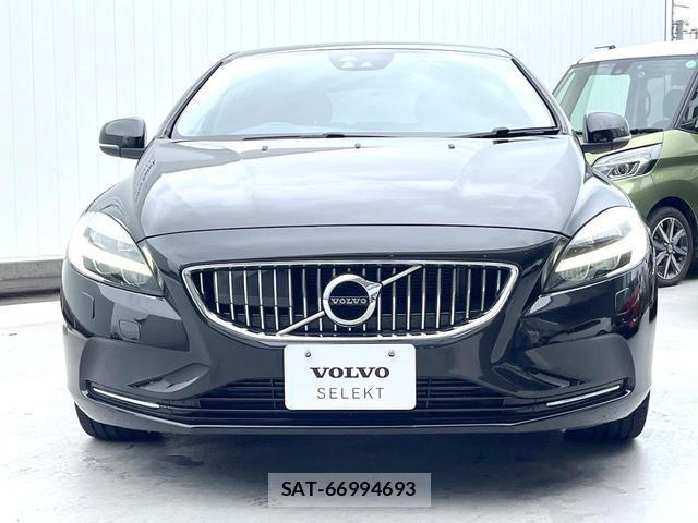 Volvo V40 2019-10 8814355-19