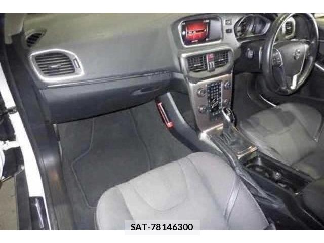 Volvo V40 2017-03 8816193-2