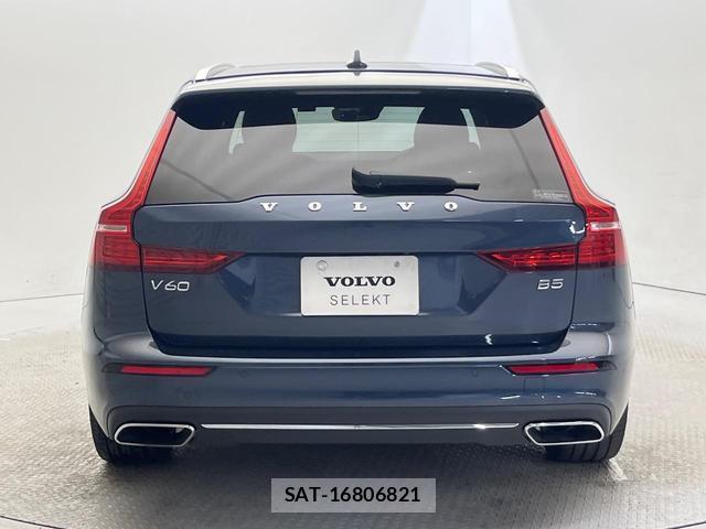 Volvo V60 2022-07 8812143-19