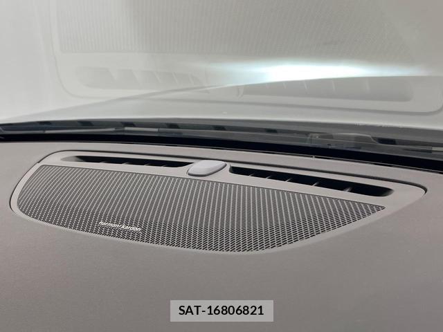 Volvo V60 2022-07 8812143-4