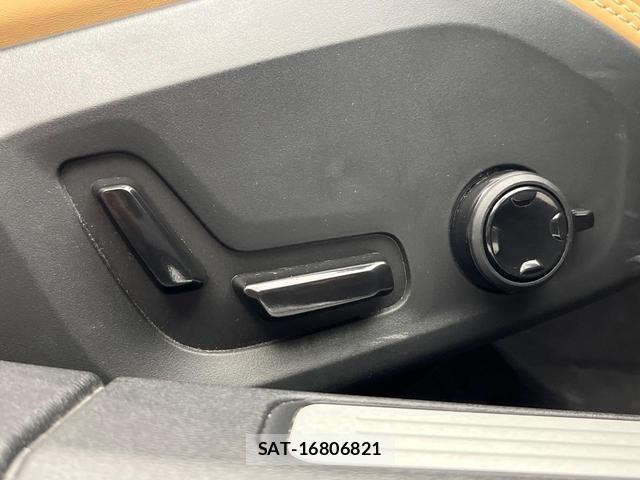 Volvo V60 2022-07 8812143-8