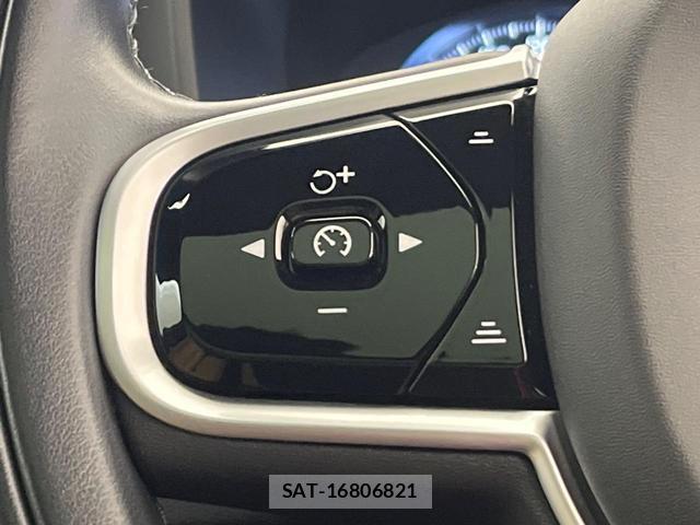 Volvo V60 2022-07 8812143-9