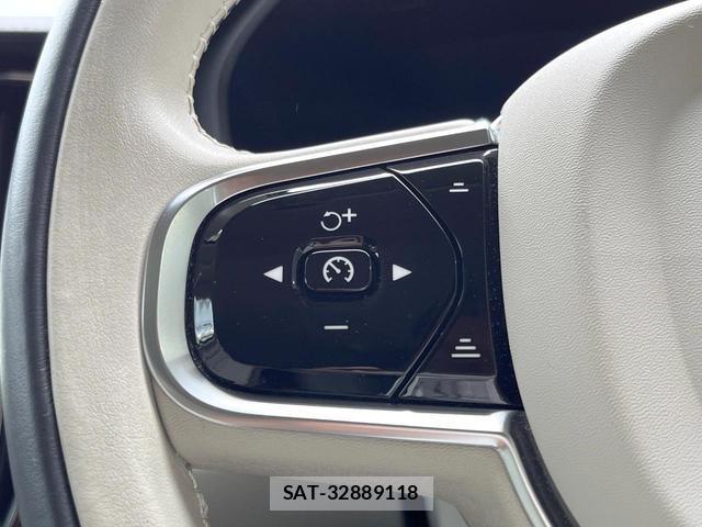 Volvo V60 2024-09 8812155-12