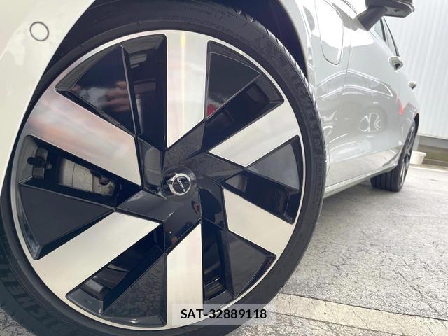 Volvo V60 2024-09 8812155-19