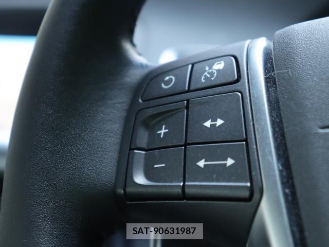 Volvo V60 2017-03 8812164-13