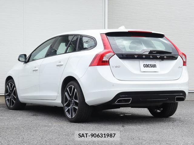 Volvo V60 2017-03 8812164-9