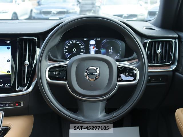 Volvo V60 2021-04 8812169-11