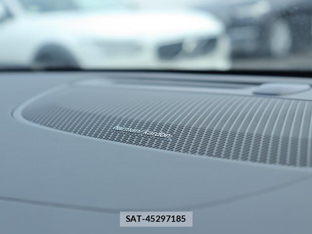 Volvo V60 2021-04 8812169-18