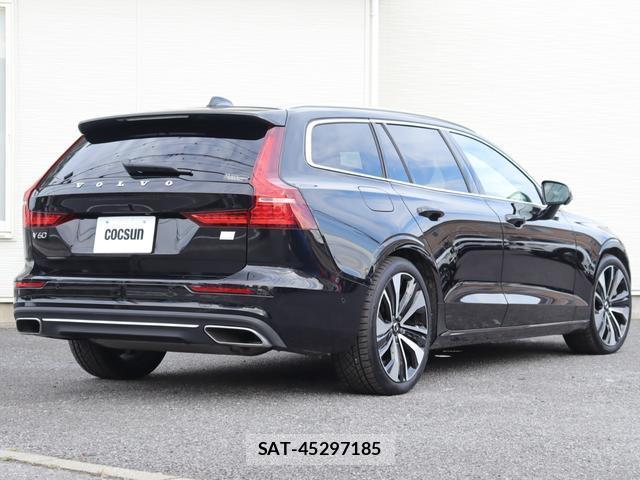 Volvo V60 2021-04 8812169-7