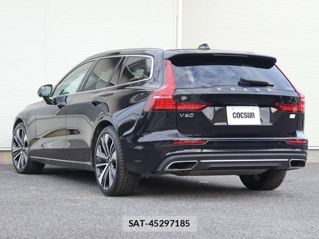 Volvo V60 2021-04 8812169-9