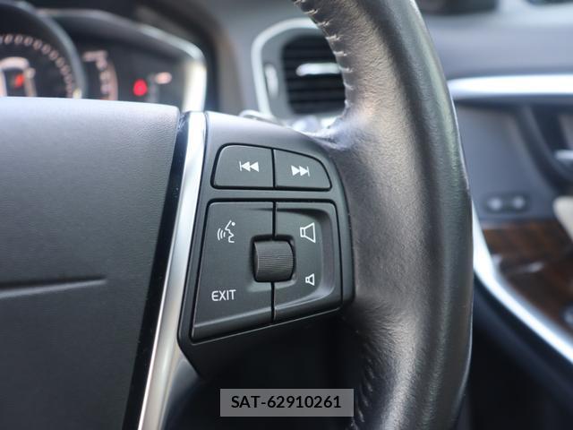 Volvo V60 2017-11 8813014-14