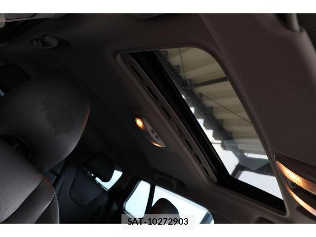 Volvo V60 2017-11 8814008-16
