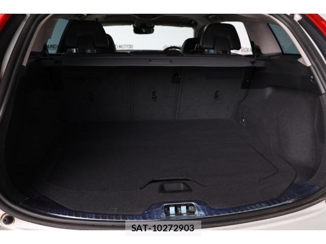 Volvo V60 2017-11 8814008-18