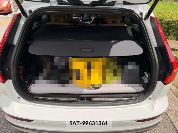 Volvo V60 2023-04 8815559-15