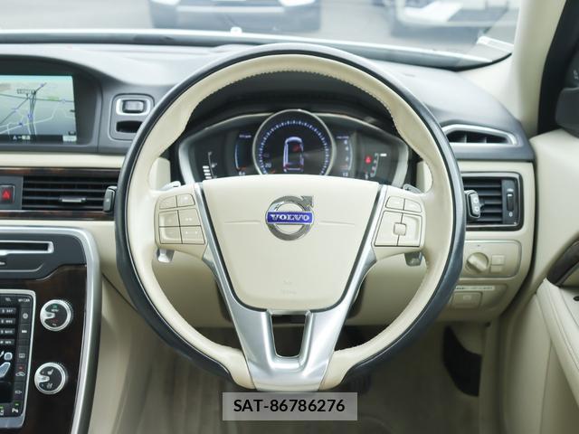 Volvo V70 2016-08 8812163-11