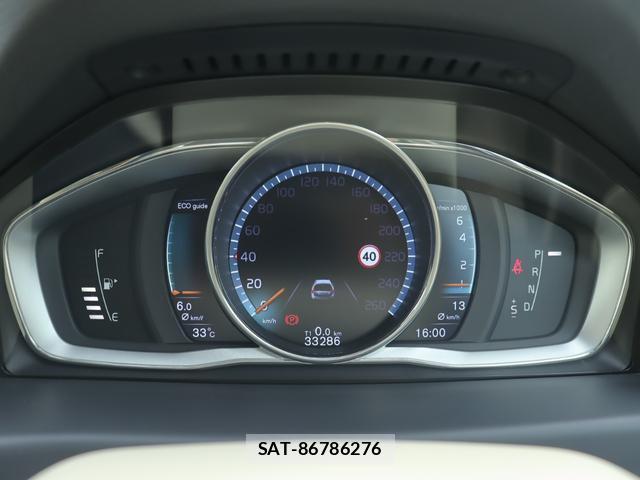 Volvo V70 2016-08 8812163-12