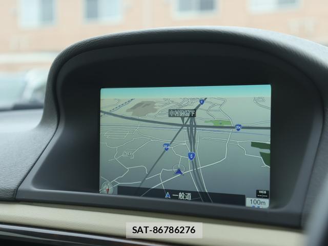Volvo V70 2016-08 8812163-18