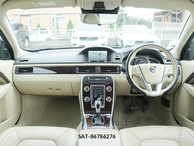 Volvo V70 2016-08 8812163-3