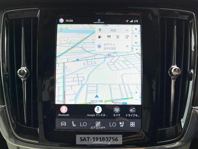 Volvo V90 2022-06 8812150-6