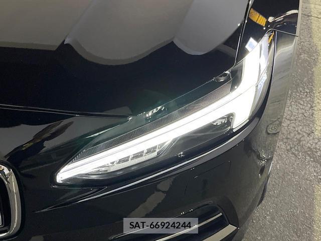 Volvo V90 2018-01 8812153-18