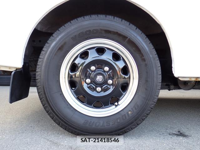 Nissan VANETTE VAN 2013-01 8812518-19