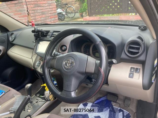 Toyota VANGUARD 2008-08 8812324-10