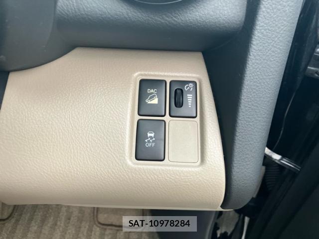 Toyota VANGUARD 2008-05 8813358-15