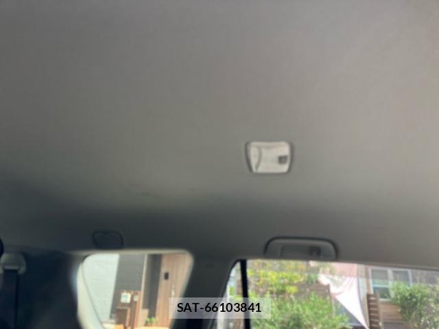 Toyota VANGUARD 2011-09 8813396-10