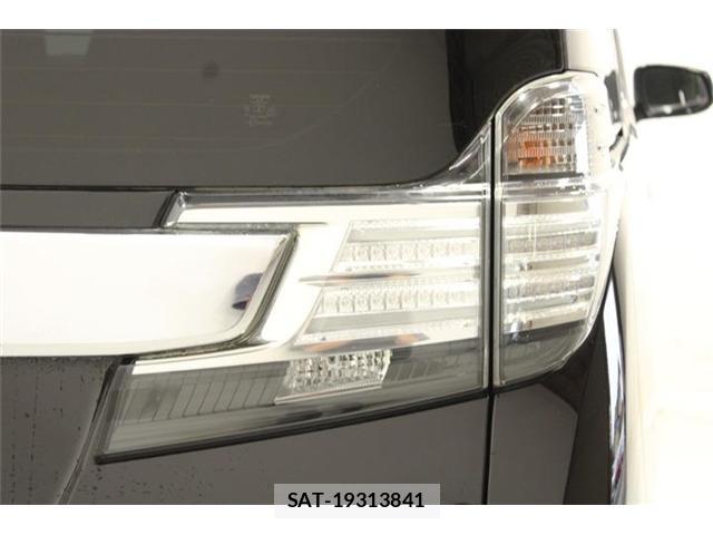 Toyota VELLFIRE 2015-02 8812296-16