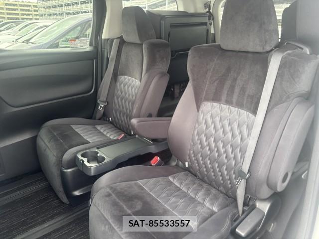 Toyota VELLFIRE 2020-08 8812713-5