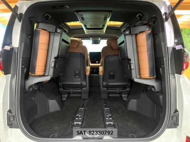 Toyota VELLFIRE 2025-09 8813162-12