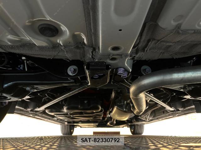Toyota VELLFIRE 2025-09 8813162-18