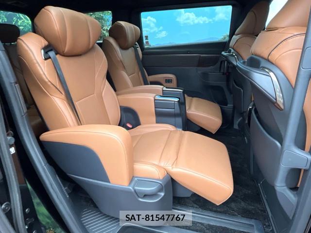 Toyota VELLFIRE 2024-06 8813718-9