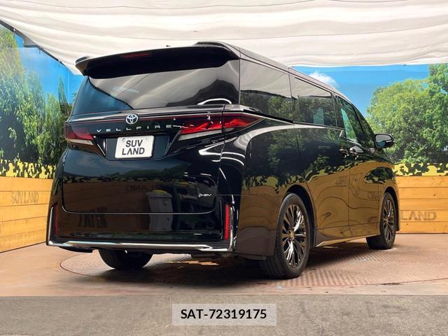 Toyota VELLFIRE 2024-02 8813725-17