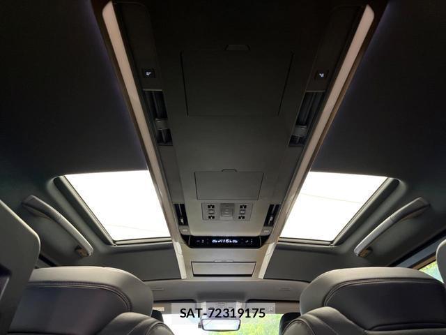 Toyota VELLFIRE 2024-02 8813725-4