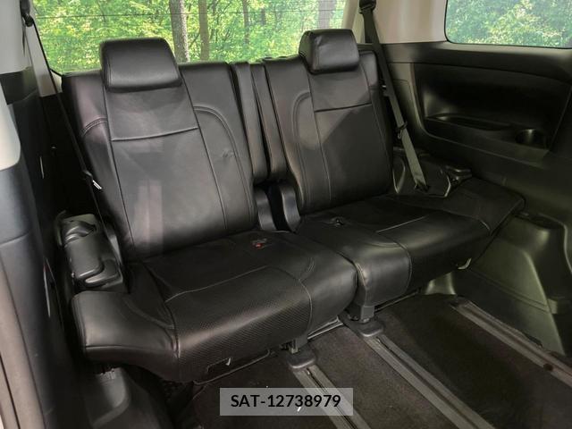Toyota VELLFIRE 2018-05 8814136-9