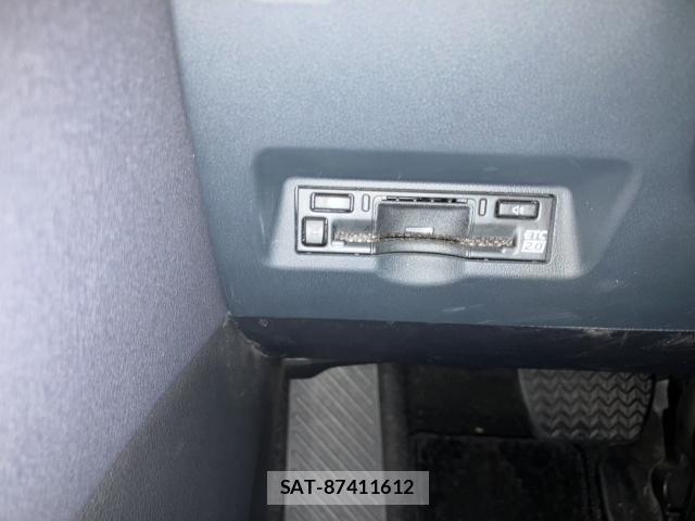 Toyota VELLFIRE 2024-02 8814482-17