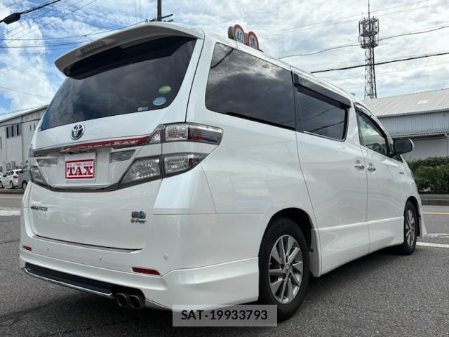 Toyota VELLFIRE 2012-06 8814487-1